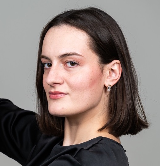 Элеонора Зеленова, Россия
 						