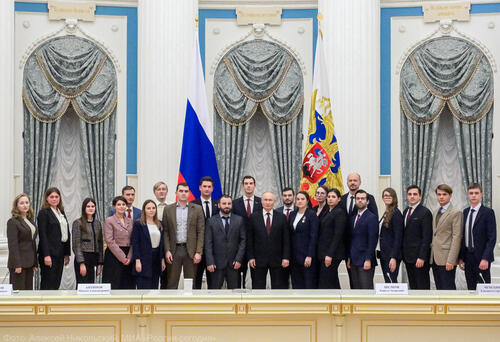 Аспирант НИТУ МИСИС принял участие во встрече с Президентом России