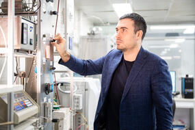 Александр Кустов