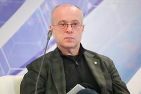 Альберт Ефимов на сессии «Наука в свете софитов: роль публичности в жизни ученых»